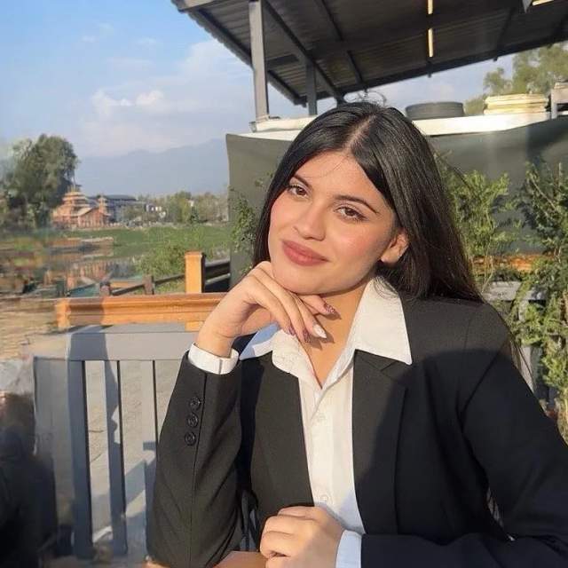 Mahnoor khan profile