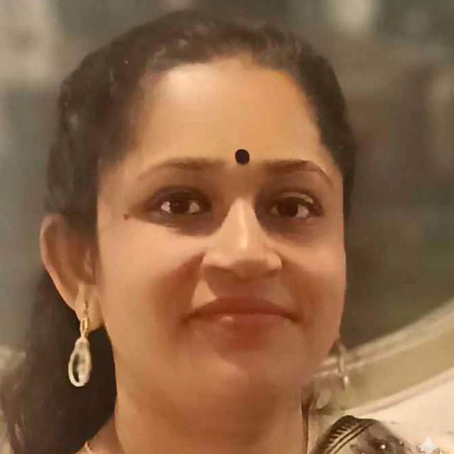 Pooja Shah profile